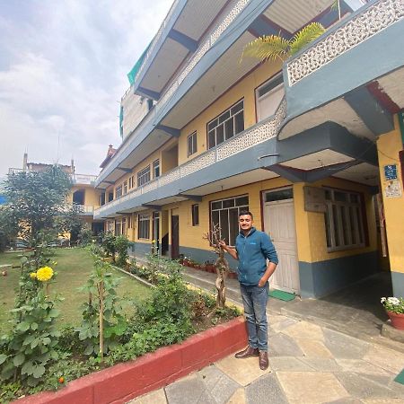 Pushpa Guest House Pokhara Zewnętrze zdjęcie