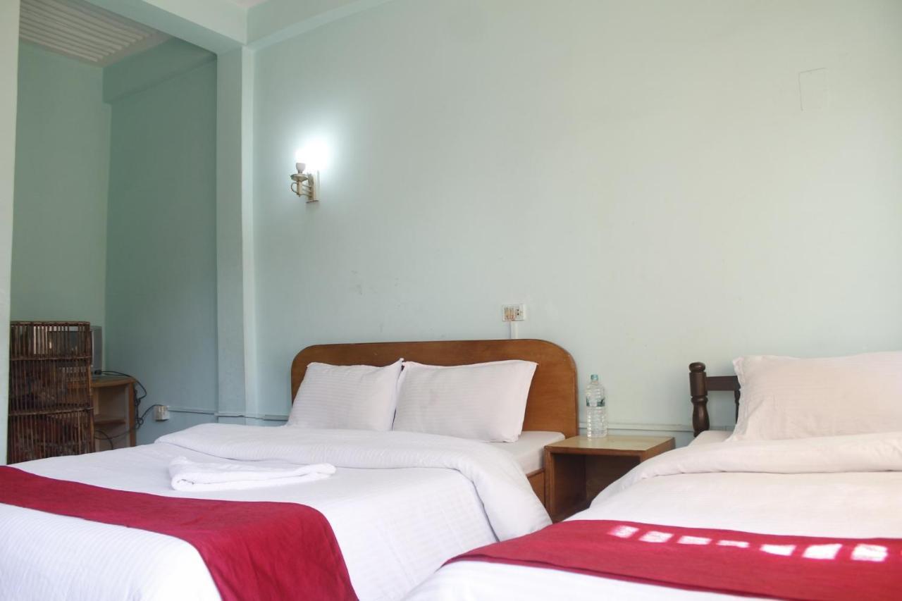 Pushpa Guest House Pokhara Zewnętrze zdjęcie