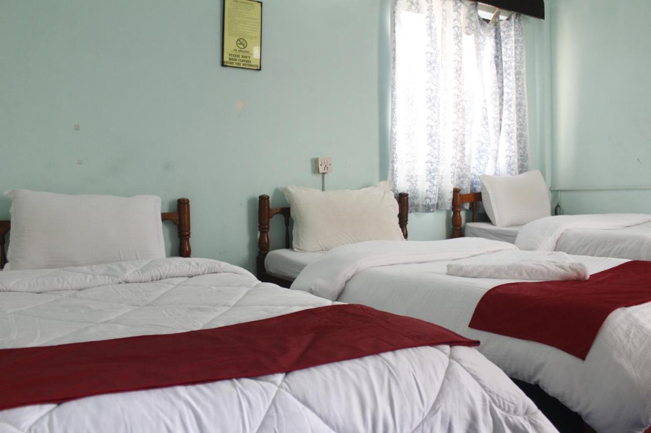 Pushpa Guest House Pokhara Zewnętrze zdjęcie